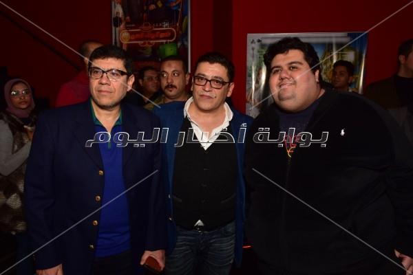 كريم عبد العزيز وغادة عادل يحتفلان بعرض «نادي الرجال السري»