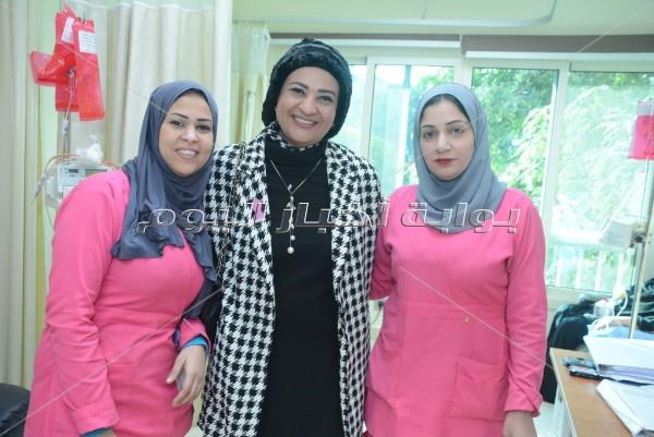 مايسة الهاشمي تدعم مريضات السرطان من مستشفى «بهية»