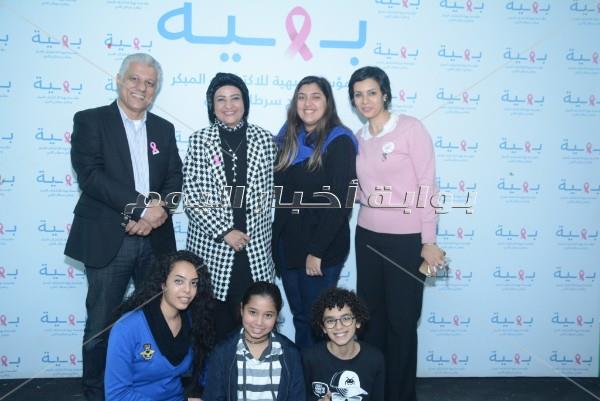 مايسة الهاشمي تدعم مريضات السرطان من مستشفى «بهية»