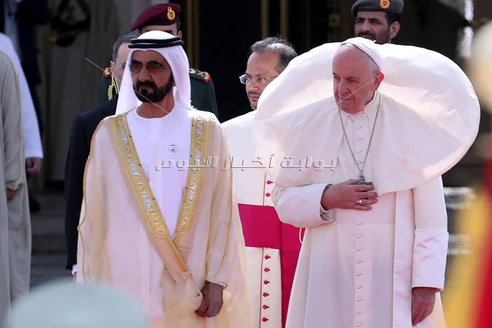 صور| استقبال حافل لـ« بابا الفاتيكان» في ااقصر الرئاسي