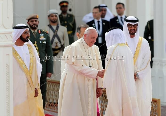 صور| استقبال حافل لـ« بابا الفاتيكان» في ااقصر الرئاسي