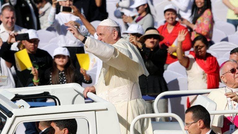 أبرز 6 مشاهد في قداس البابا فرنسيس