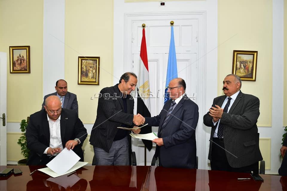  «تحيا مصر» يوقع مع محافظ القاهرة بروتوكول تعاون لإنشاء شارع 306 بـمنطقة «شيراتون»