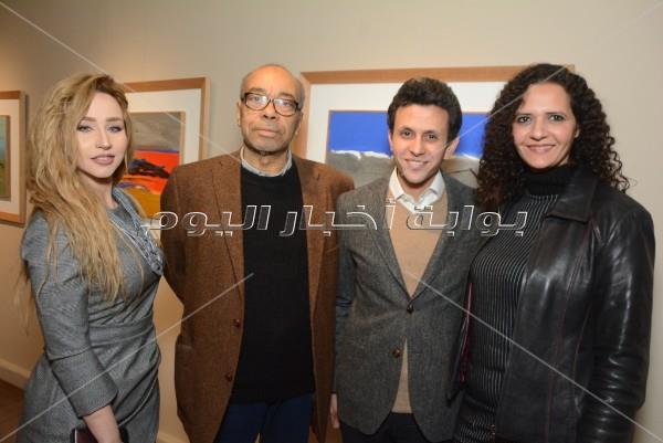 فاروق حسني يفتتح معرضه الفني بجاليري «بيكاسو»