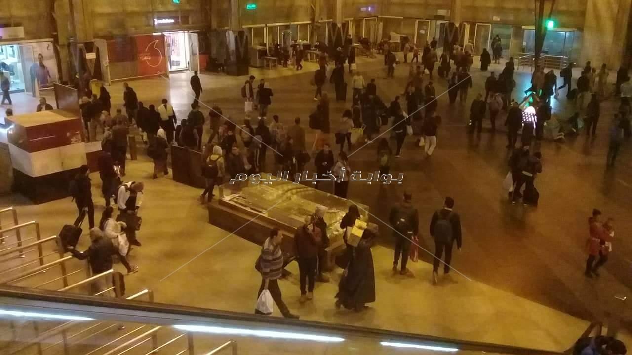 انتظام الحركة بمحطة مصر