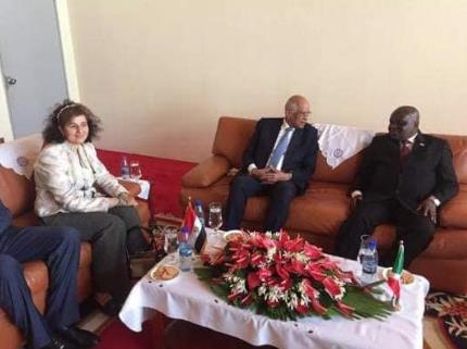 عبد العال يبدأ زيارته الي بوروندي ويلتقي مع رئيسها