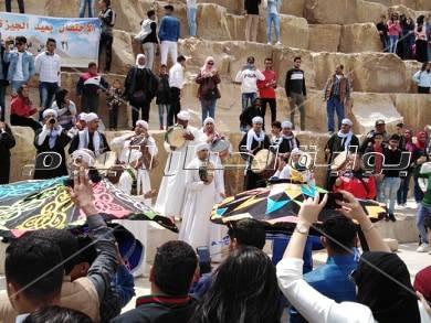  بـ"تحيا مصر و المزمار" سكان الجيزة تحتفل بالعيد القومى للمحافظة