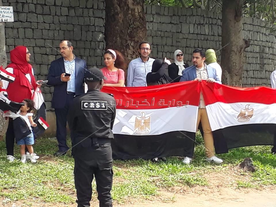 الجالية المصرية تستقبل الرئيس السيسي في كوت ديفوار