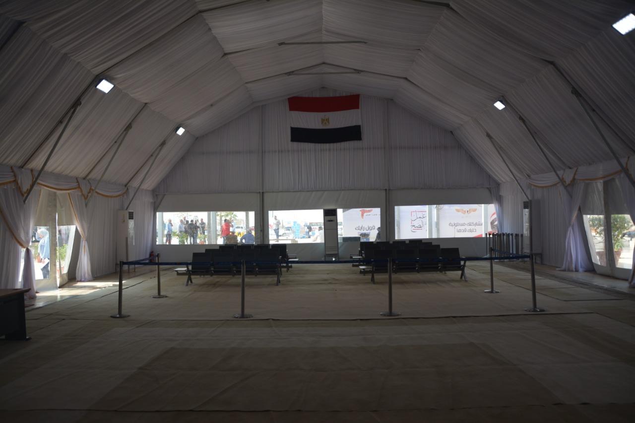  مطار القاهرة يستعد للإستفتاء على التعديلات الدستورية 