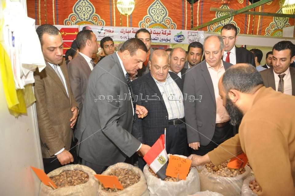محافظ البحيرة يفتتح معرض السلع الغذائية " أهلا رمضان" للغرفة التجارية  بمدينة كفر الدوار