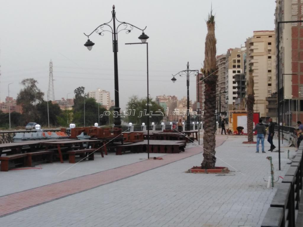 بالصور ..محافظة الغربية تسابق الزمن لافتتاح شارع 306 قبل بداية رمضان 