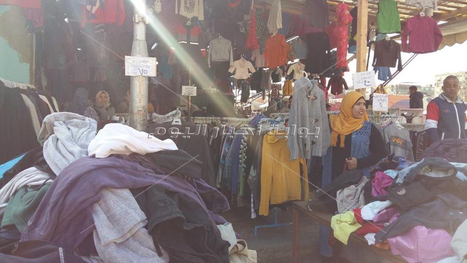 البالة بديل لإرتفاع أسعار الملابس الأجنبية الجديدة ببورسعيد