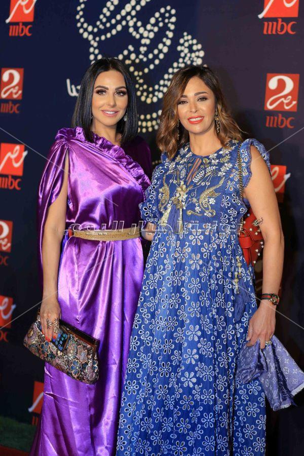 «MBC مصر» تحتفل بنجاح مُسلسلاتها مع النجوم على الأهرامات