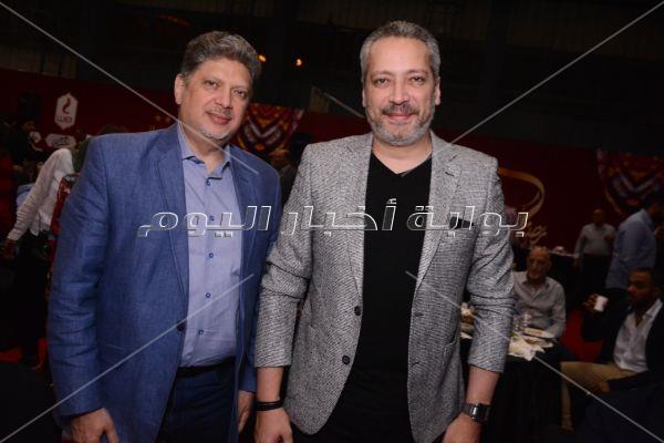 وزير الرياضة والزند والإبراشي في حفل إفطار الأهلي