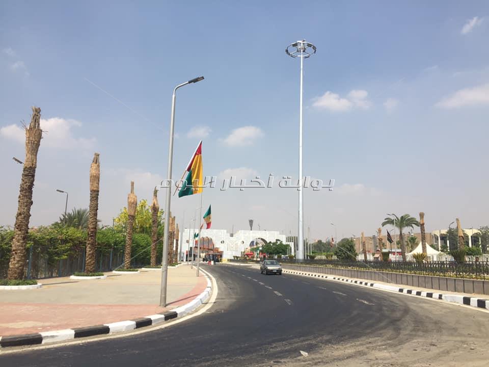 أعلام الدول الإفريقية تزين الشوارع المحيطة بإستاد القاهرة