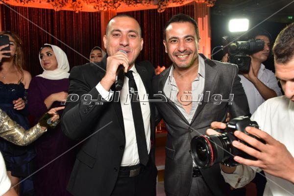رقصات الفنانين مع دياب وبوسي بحفل زفاف «علي وحبيبة»