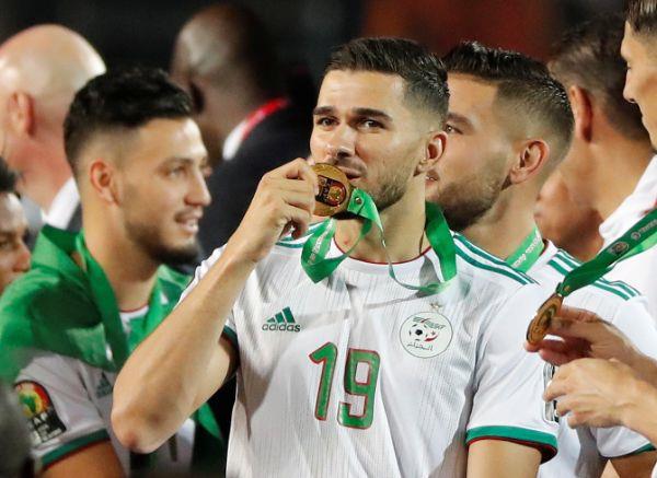 تتويج الجزائر بطلًا للكان