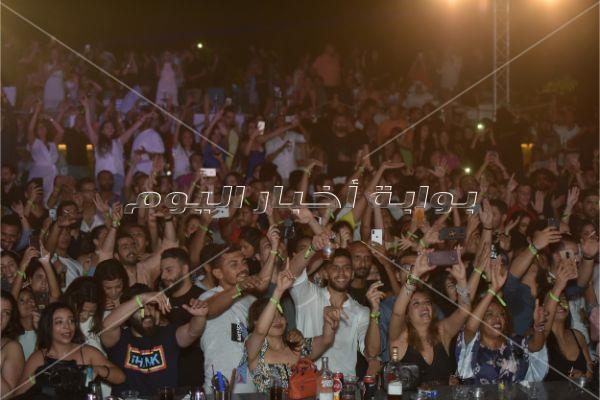دياب يُشعل حفله في الساحل الشمالي بأغانيه المميزة