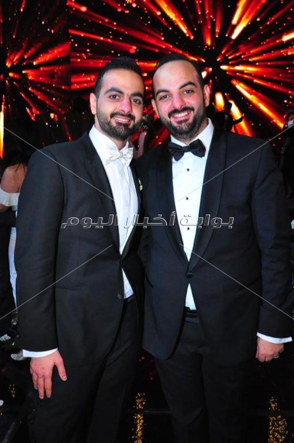تامر حسني وانستازيا يتألقان في زفاف «عمرو وآية»