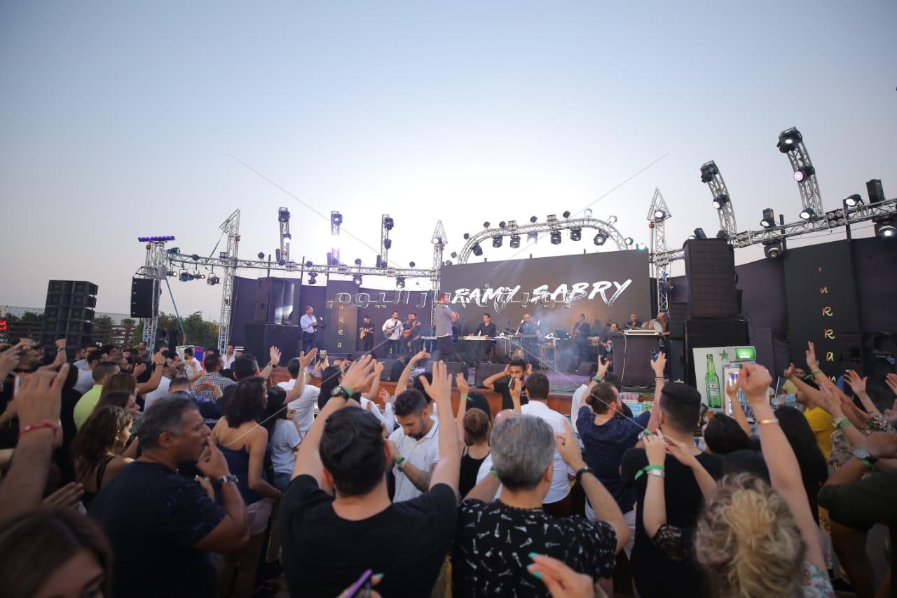 رامي صبري يُشعل أولى حفلاته بـ«الساحل» لصيف 2019