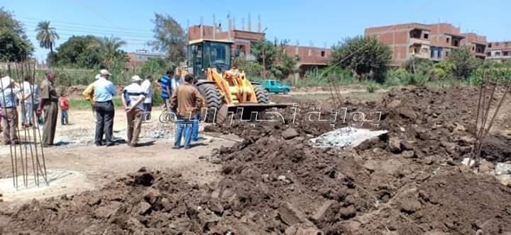 إزالة  ( 9 ) حالات تعدى على الأراضى الزراعية بمساحة 1287م2 بمدينة سرس الليان خلال أجازة عيد الأضحي