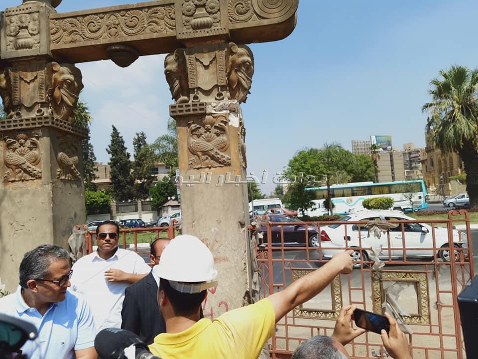 بالصور.. وزير الاثار يكشف حقيقة هدم السور الاثري لقصر البارون امبان
