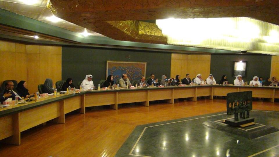 ملتقى نادي دبي للصحافة بنقابة الصحفيين