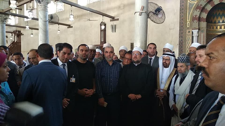 ضيوف مؤتمر الأعلى للشئون الإسلامية في مسجد عمرو بن العاص