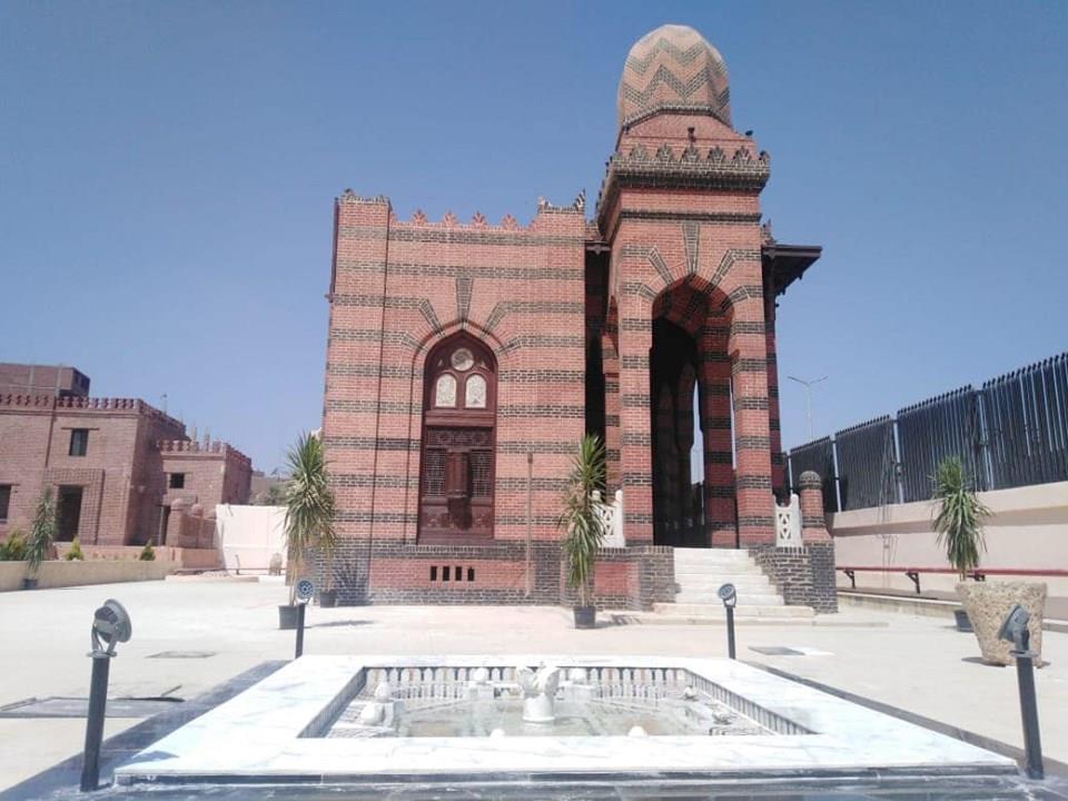 صور القصر ومقتنيات الأمير يوسف كمال قبل افتتاح المجموعة المعمارية بنجع حمادي