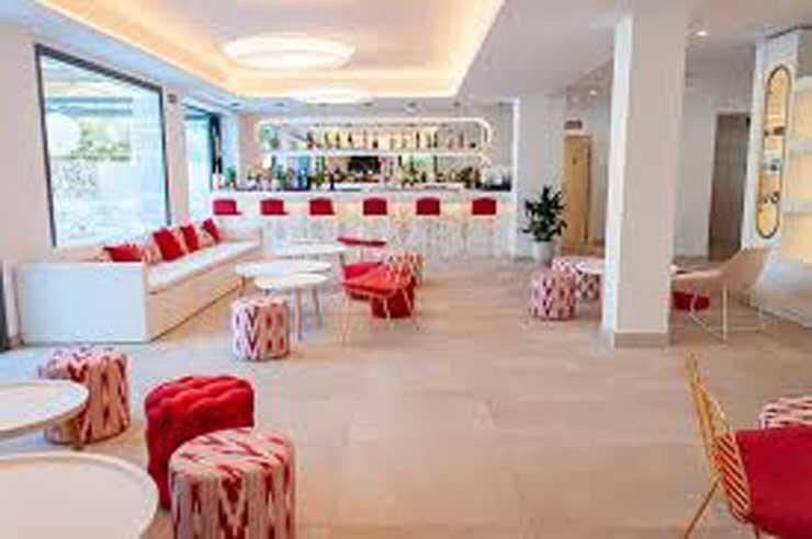 إفتتاح أول فندق للنساء فقط في جزيرة مايوركا الإسبانية