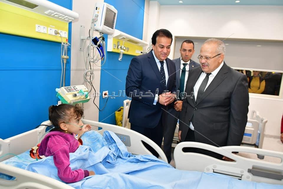 وزير التعليم العالي ورئيس جامعة القاهرة يتفقدان أعمال تطوير مستشفى أبو الريش الياباني
