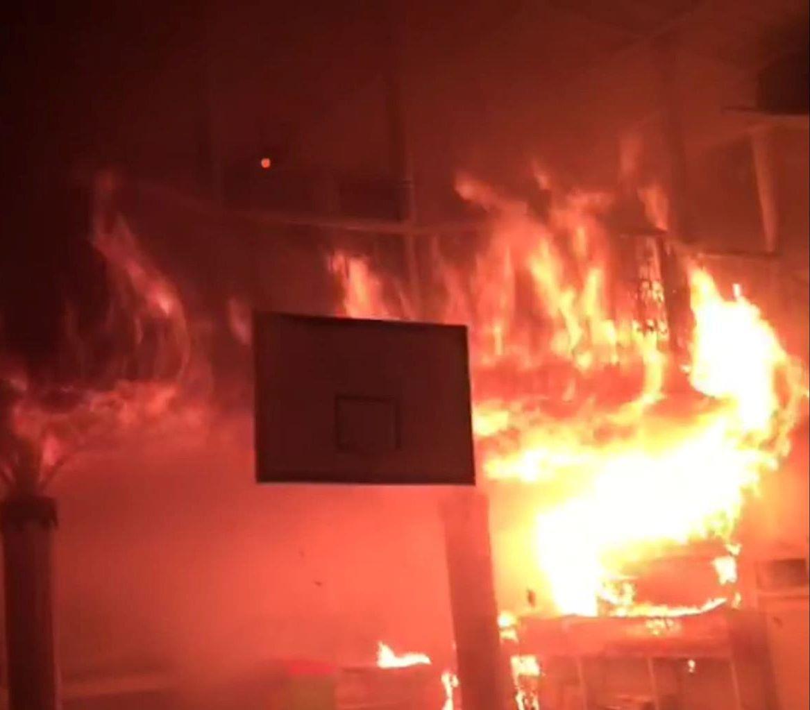 خماد حريق بمدرسة خاصة في الإسكندرية