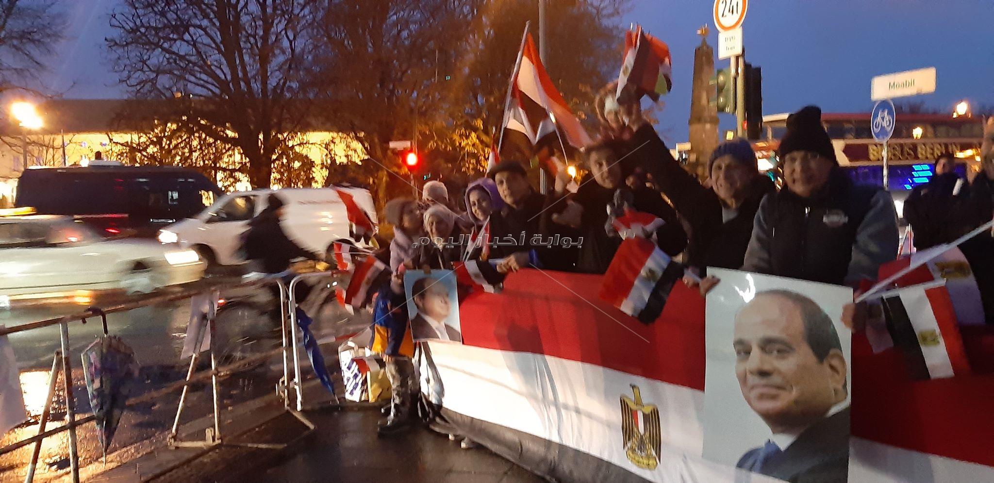  الجالية المصرية بألمانيا تدعم السيسي خلال زيارة برلين 