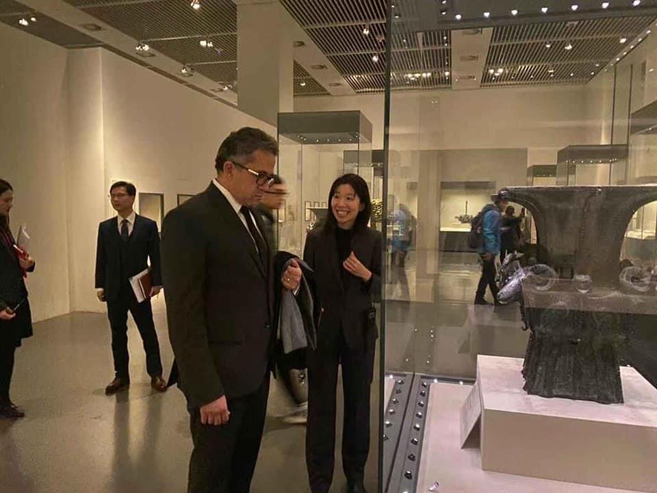 مدير متحف بكين القومي يستقبل وزير الآثار بالعاصمة الصينية ببكين