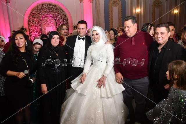 الليثي وشاهيناز يُشعلان زفاف «محمد وإسراء»
