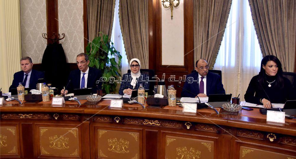 رئيس الوزراء يترأس اجتماع الحكومة الأسبوعي _ أشرف شحاتة