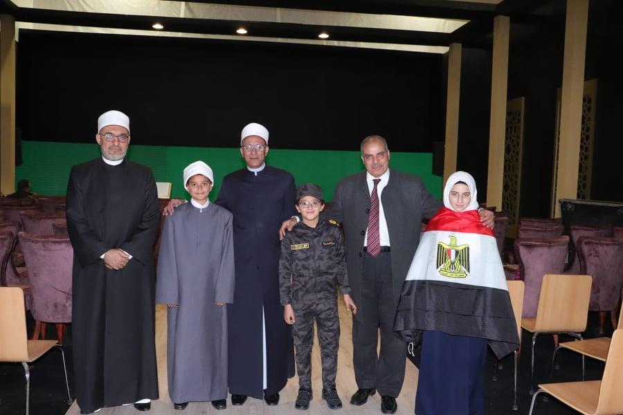  المحرصاوي خلال افتتاح معرض الكتاب بصحبة رئيس الوزراء