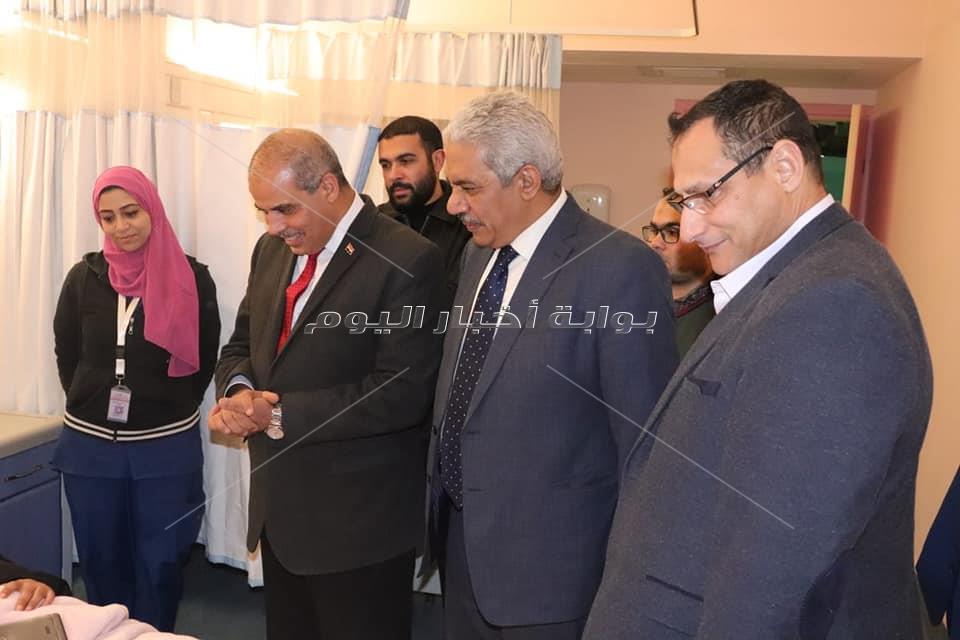 صور| المحرصاوي يتفقد مستشفى جامعة الأزهر التخصصي عقب مشاركته مؤتمر "تجديد الفكر الإسلامي"