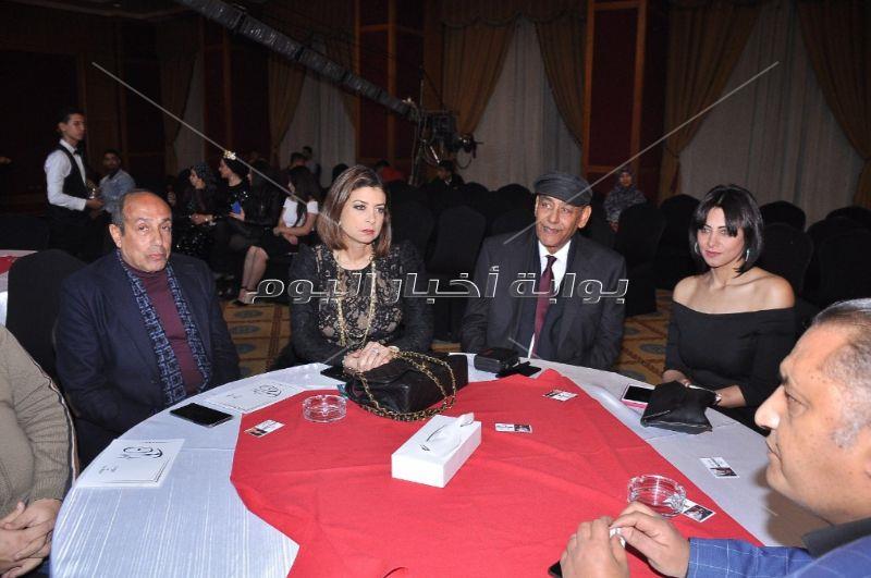 تكريم أحمد بدير وصيام ومنال سلامة بمهرجان «أزياء أكتوبر»