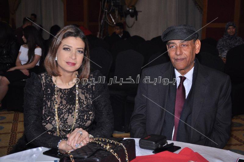 تكريم أحمد بدير وصيام ومنال سلامة بمهرجان «أزياء أكتوبر»