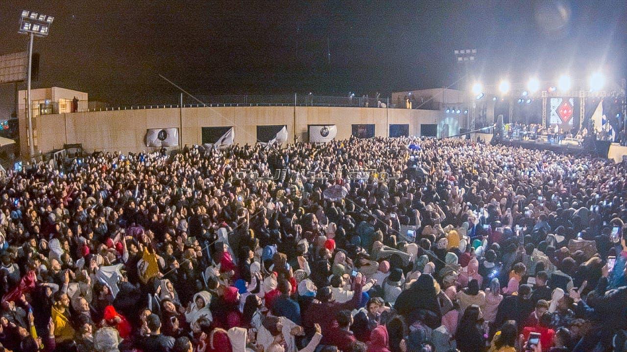  تامر عاشور يتألق في أضخم حفلات خريجي "الثانوية " بالإسكندرية 