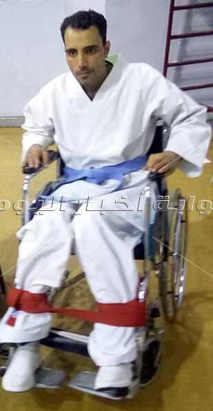 حكايات| «شومان» بطل الكاراتيه.. رفض الاستسلام للإعاقة وتدرب على كرسي متحرك 