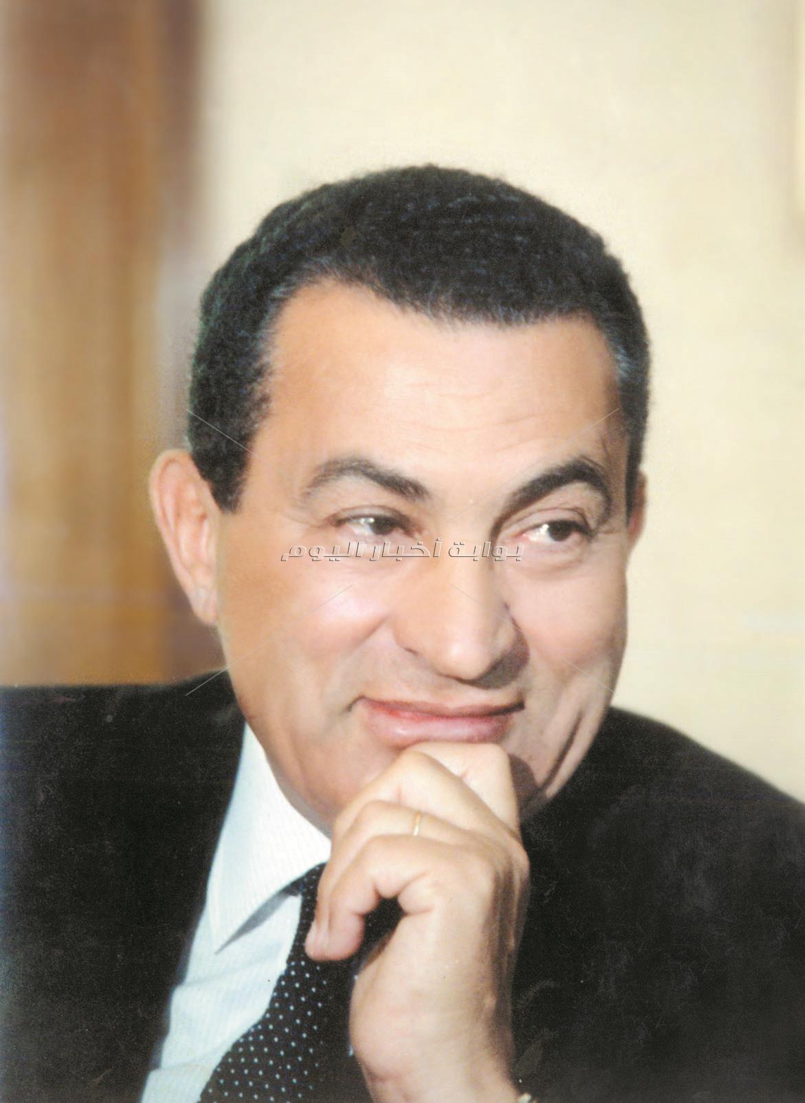 لقطات نادرة في حياة الرئيس الأسبق محمد حسني مبارك