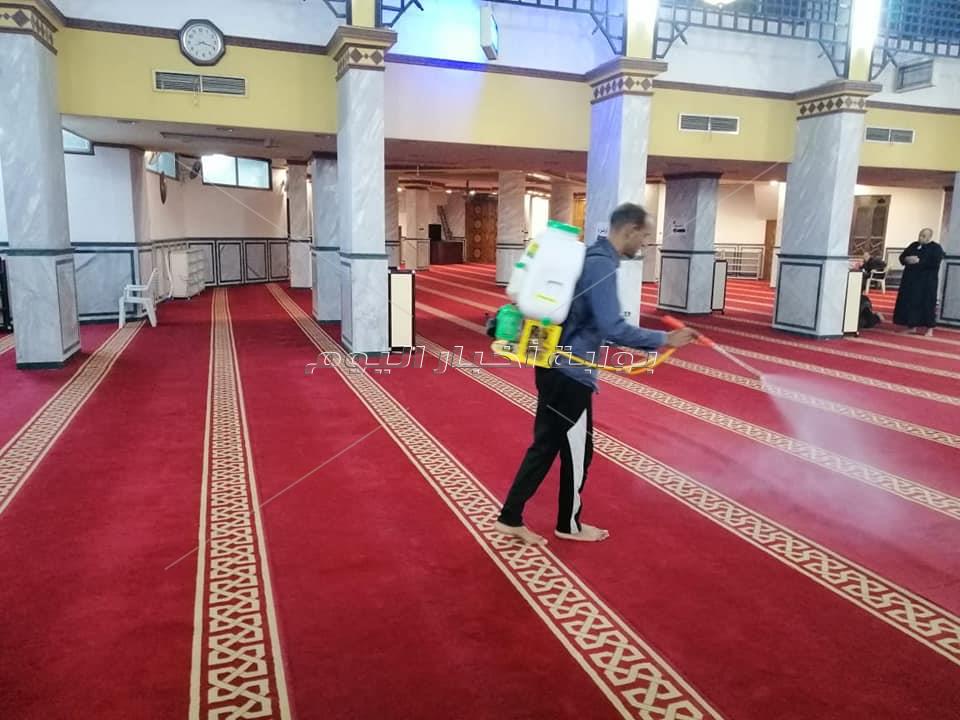 صور| «تطهير وتعقيم».. الأوقاف تؤمن المساجد من فيروس كورونا لحماية المصلين