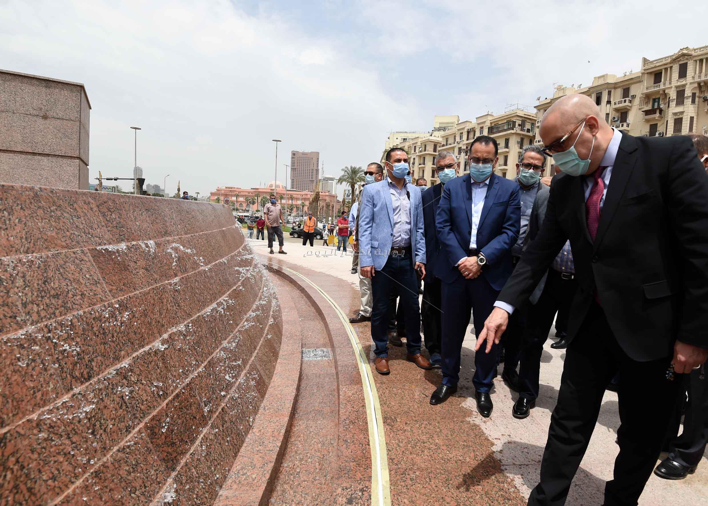 رئيس الوزراء يتفقد اعمال تطوير ميدان التحرير