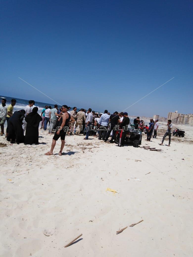 انتشال جثة غريق من شاطئ النخيل بالإسكندرية