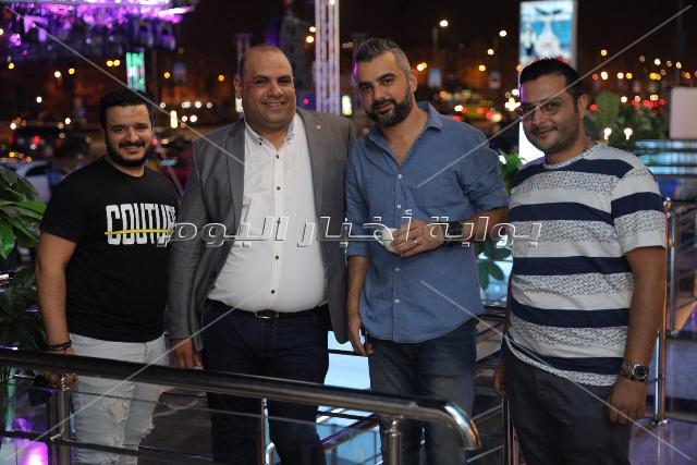 كرارة والتهامي وربيع ياسين يشاركون في افتتاح أحد المطاعم