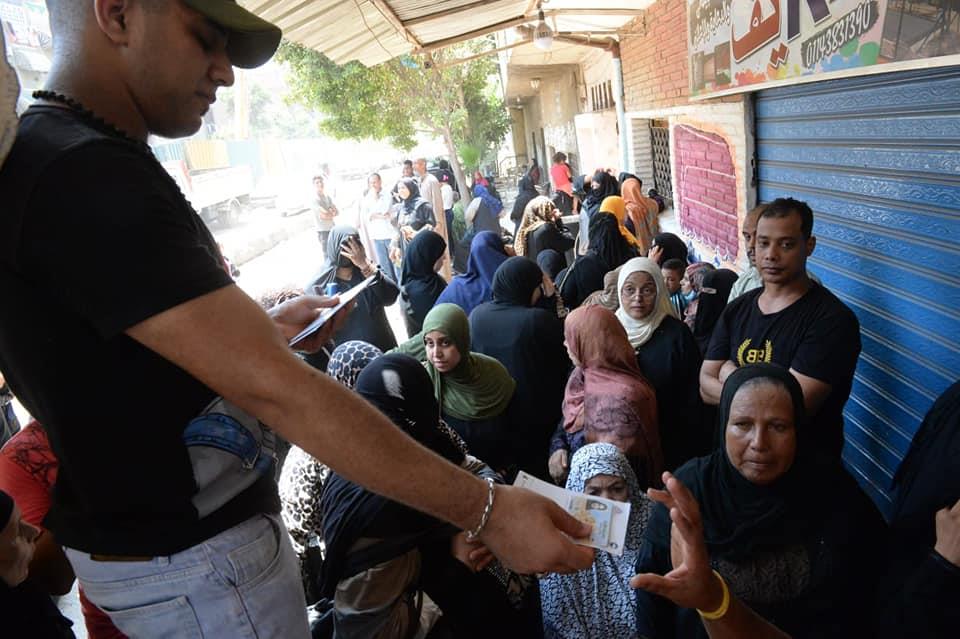 على «دكة عم شحتة» سيدات المنيرة والبوهي يتجمعن للتصويت في انتخابات الشيوخ