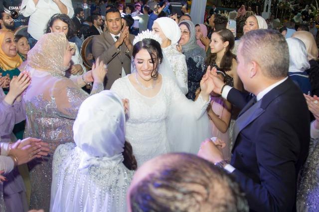 الليثي يتألق في حفل زفاف «مراد وشروق»