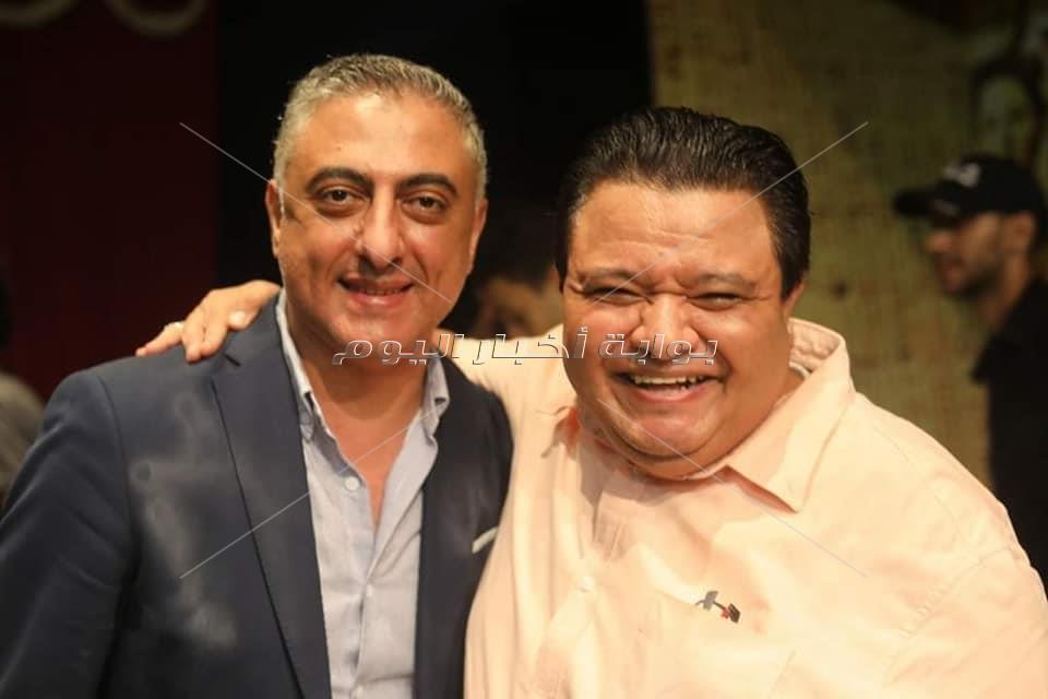 صور| خالد جلال يُكرم أحمد حلمي في «سينما مصر»